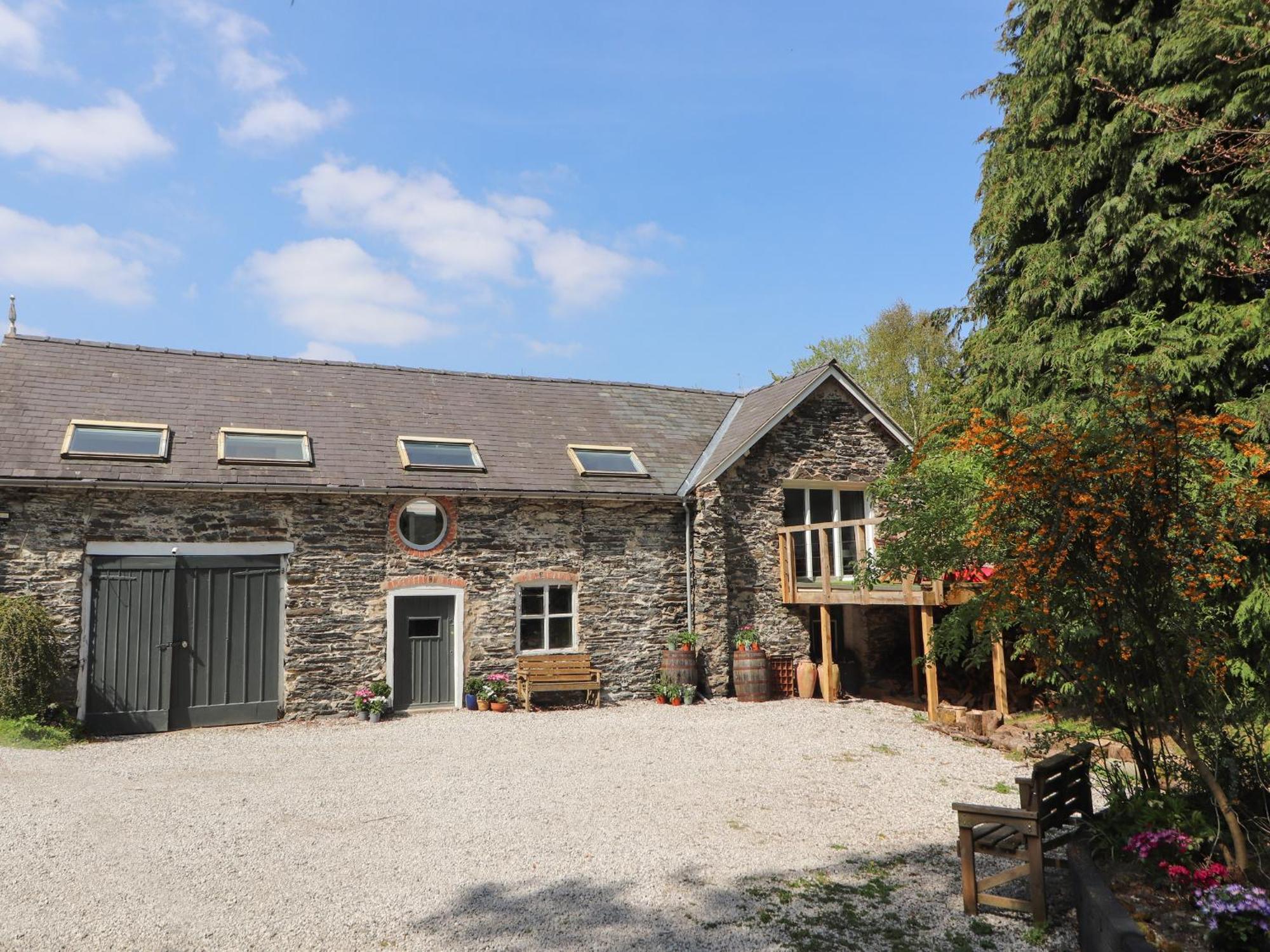 The Coach House Villa Llangollen Exterior photo